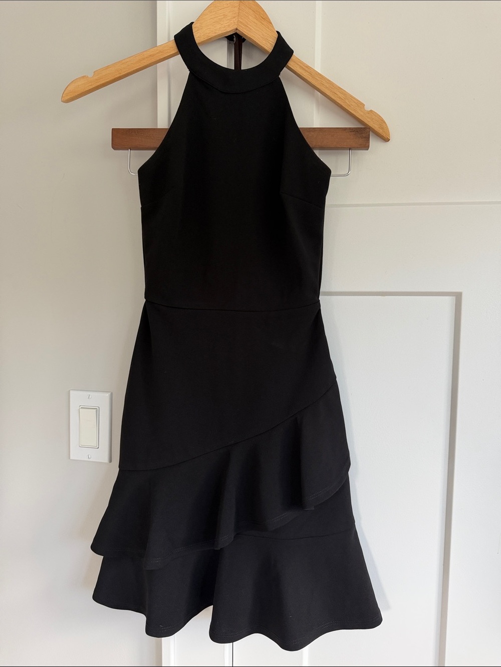 City Triangles Juniors Size 0 Black Halter Ruffle Dress Formal Cocktail